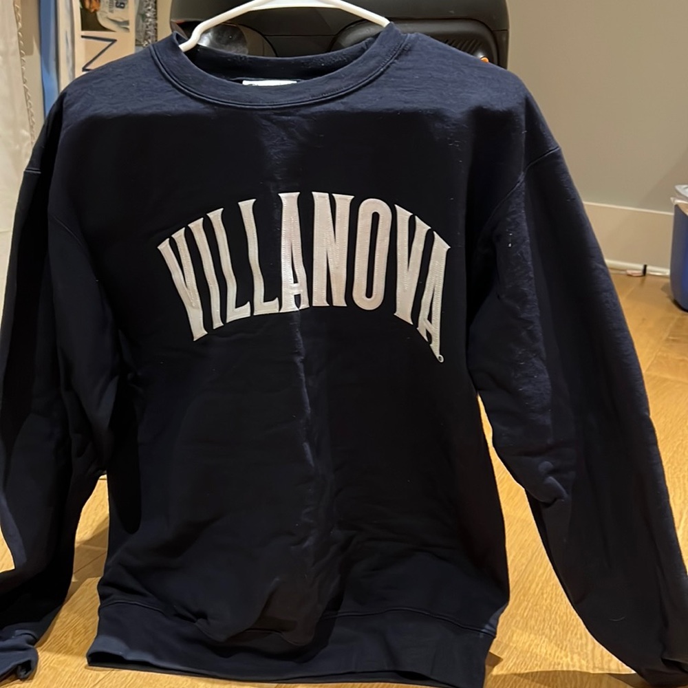 crewneck